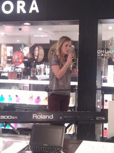 Optreden Jennifer Ewbank bij V&D!