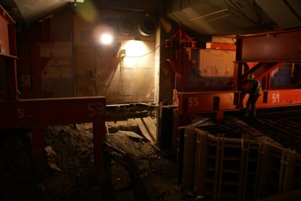 Werkzaamheden Noord-Zuidlijn onder Centraal Station.