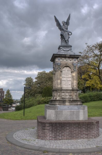 Spoorweg aanleg Nijmegen, herdenking.