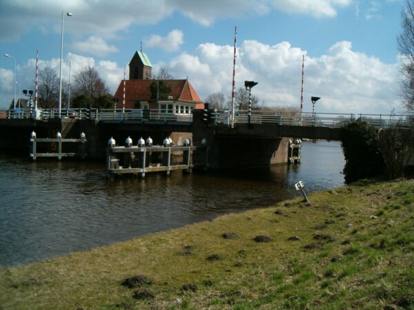 Brug over Amsteldijk, Ouderkerk aan de Amstel.