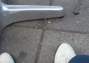 Oma doet dagje Rotterdam met digitale camera