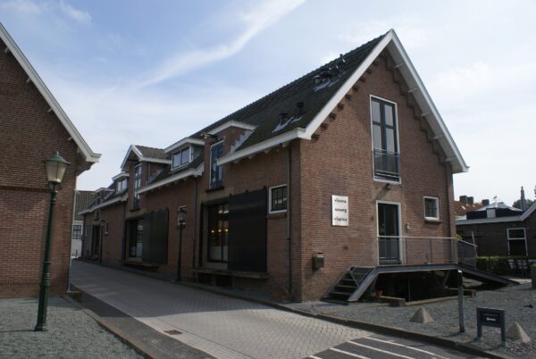 Magazijn KNSF, Amstelveen. Rijksmonument.