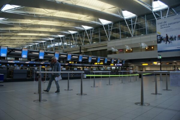 Uitgestorven incheckbalies: vulkaanuitbarsting IJsland.