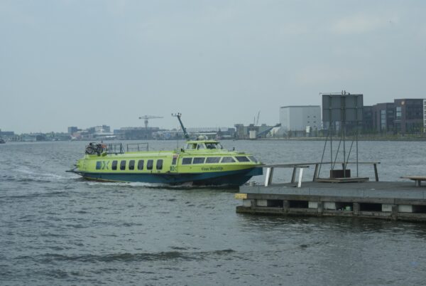 Fast Flying Ferry over het IJ in Amsterdam.