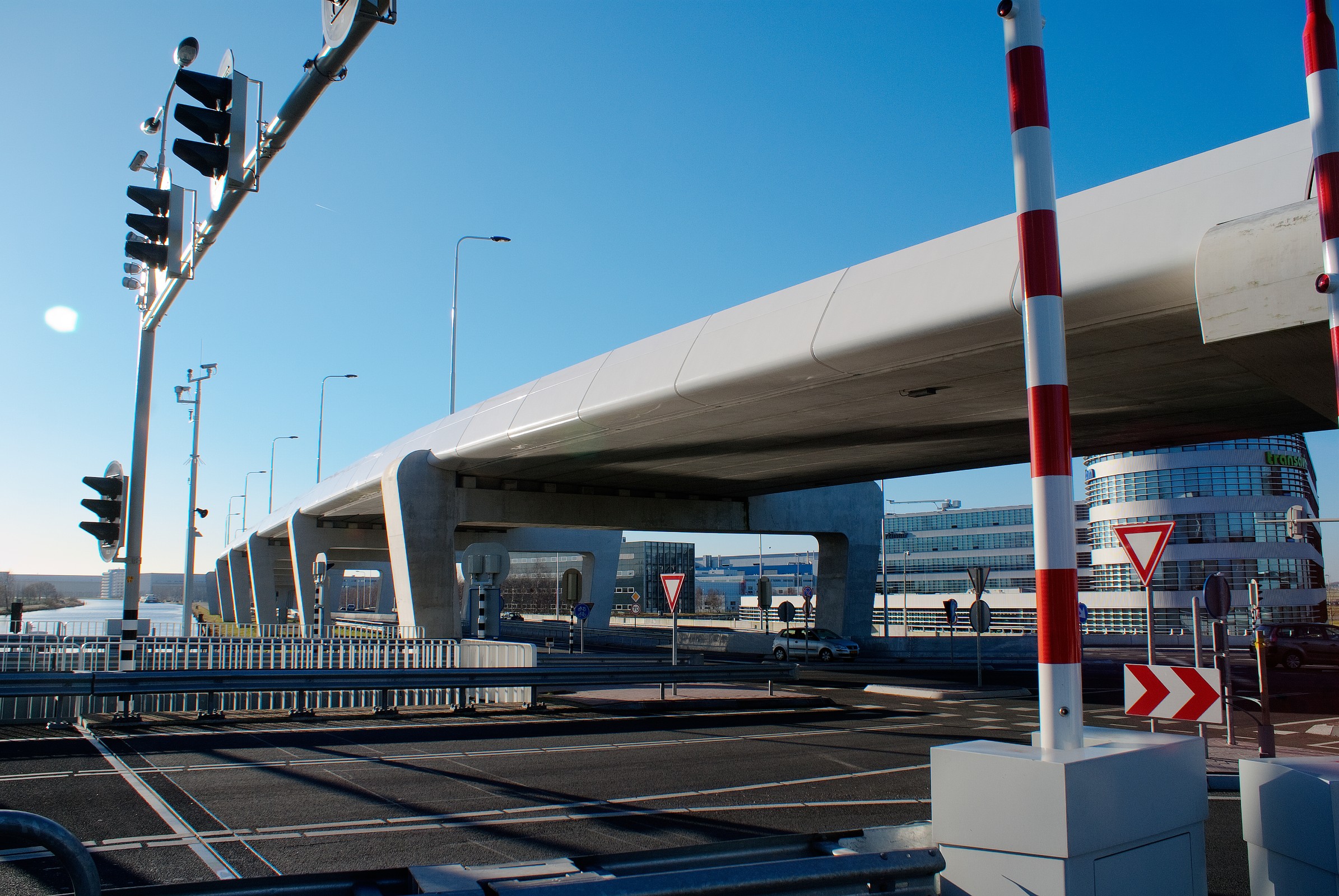 Fly-over N232 bij Schiphol-Oost.