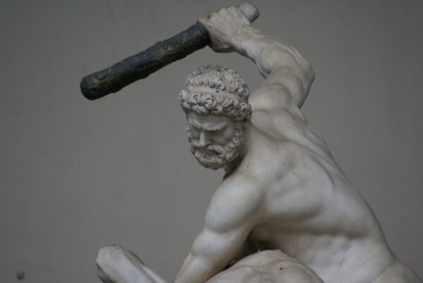 Hercules verslaat Nessos, beeld van Giambologna.