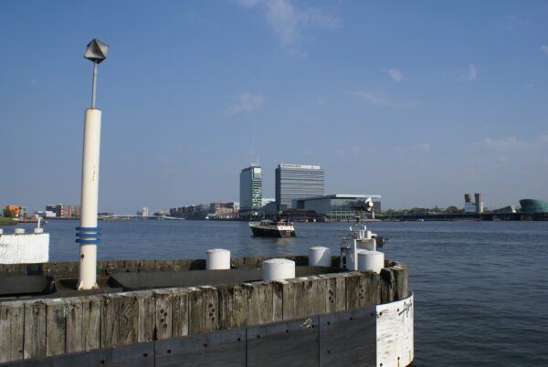 M&ouml;venpick hotel en Concertgebouw aan 't IJ, Amsterdam Noord.