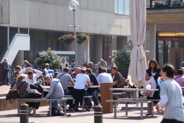 Het terras op het Buitenplein