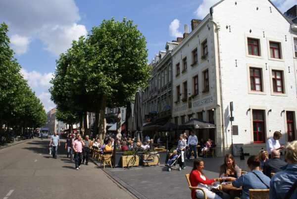 Terras In Den Ouden Vogelstruys, Maastricht.