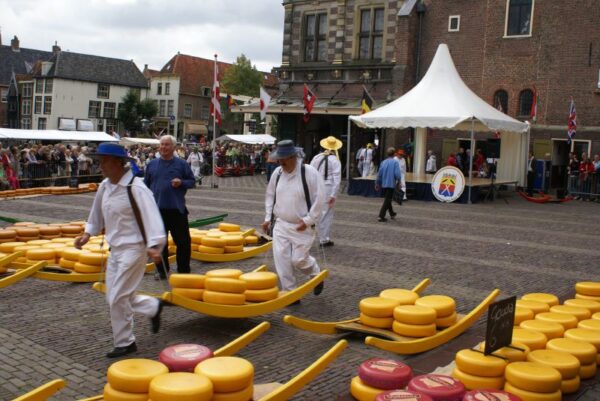 Kaasmarkt Alkmaar, Waag en Kaasmuseum.