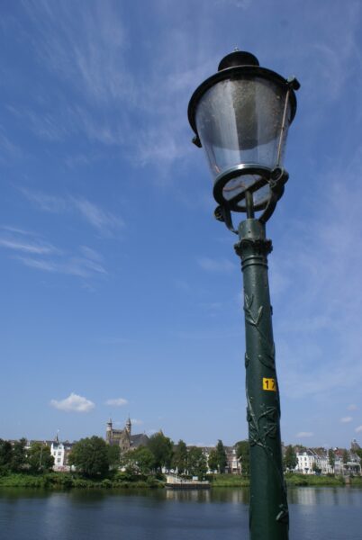 Lantaarnpaal in Maastricht.