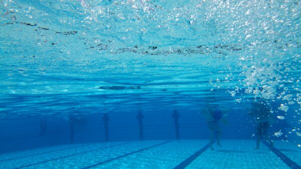 Zwembad De Meerkamp, Amstelveen - onder water.