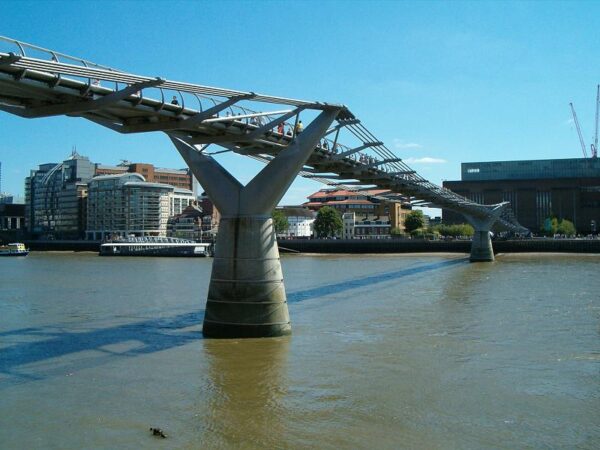 Millenium bridge