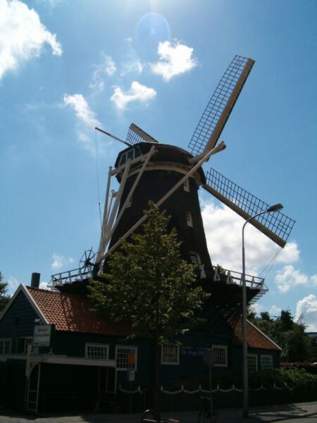 Windmolen 'De Jonge Dikert' in Amstelveen.