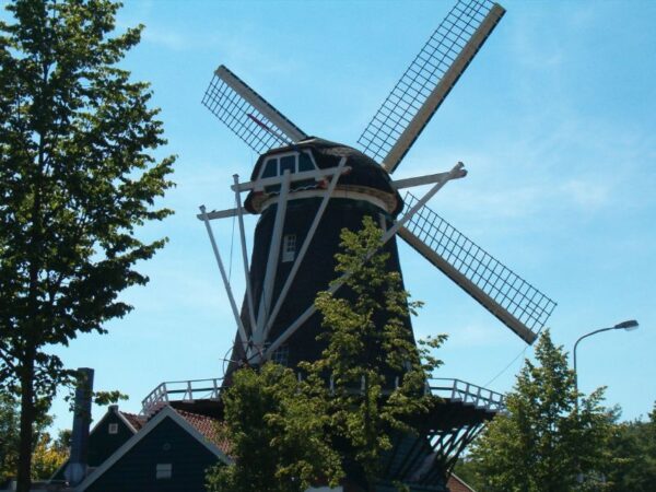Windmolen 'De Jonge Dikert' in Amstelveen.