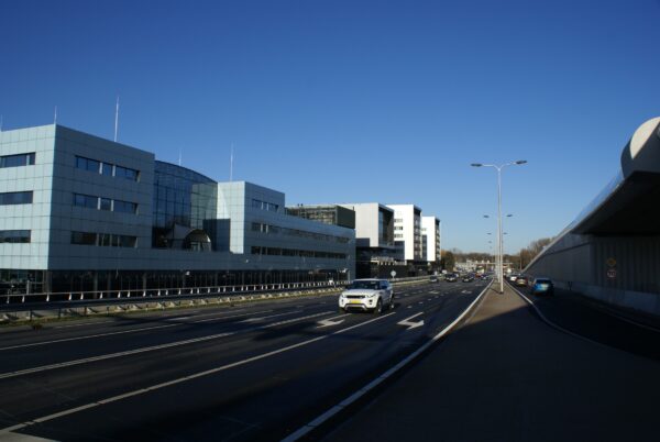 Luchtverkeersleiding Schiphol-Oost en Fly-over.