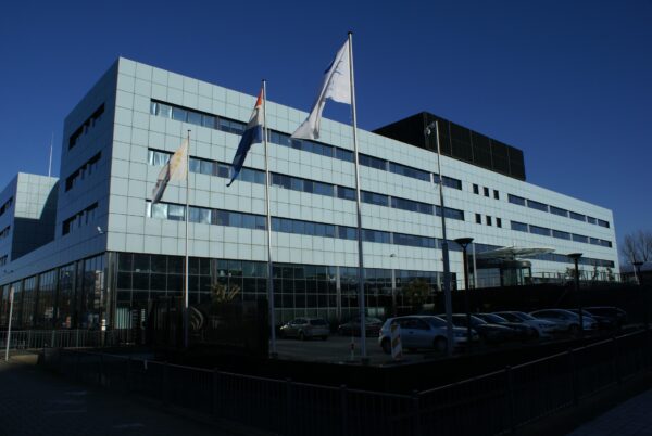 Nederlandse Luchtverkeersleiding Schiphol-Oost.