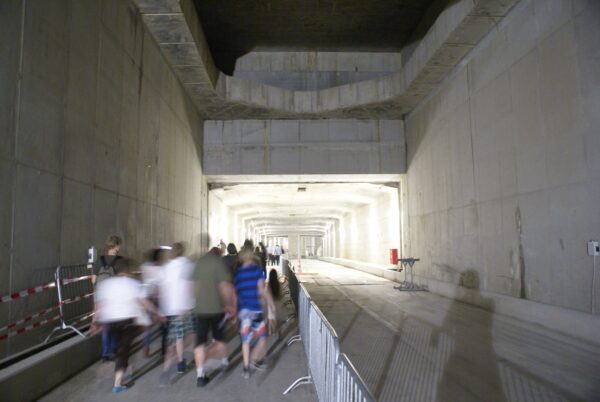 Tunnel Noord-Zuidlijn: geboord en afgezonken deel.