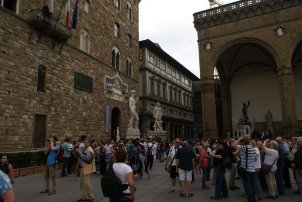 Ingang Palazzo Vecchio en Loggia dei Lanzi, Florence.