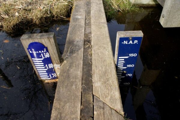 Peilschalen Amsterdamse Bos en Amstelveense Poel.