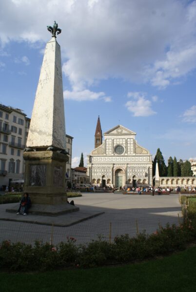 Plein voor Basilica di Santa Maria Novella, Florence.