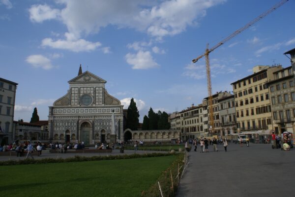 Plein voor Basilica Santa Maria Novella, Florence.