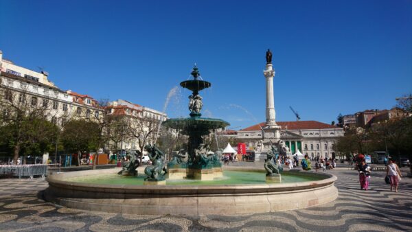 Pra&ccedil;a Dom Pedro IV, Lissabon.