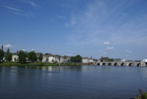 Sint Servaasbrug over de Maas in Maastricht.