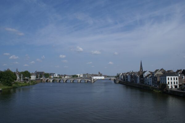 Sint Servaasbrug over de Maas in Maastricht.