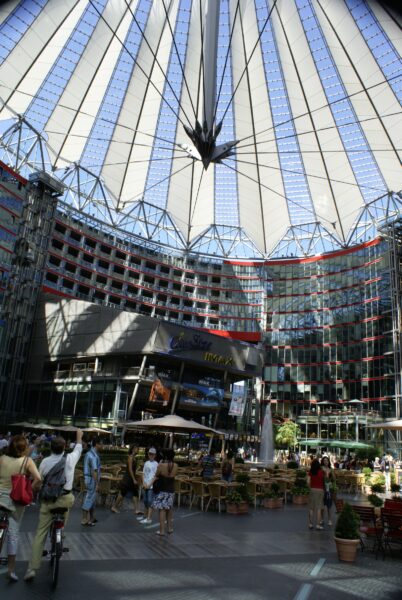 Sonycenter Potsdamerplatz, architectuur.