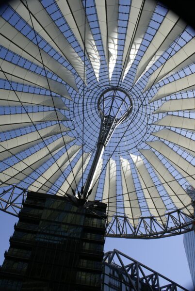 Sonycenter Potsdamerplatz, architectuur.