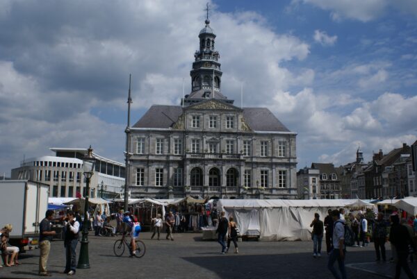 Stadhuis Maastricht op de Markt.