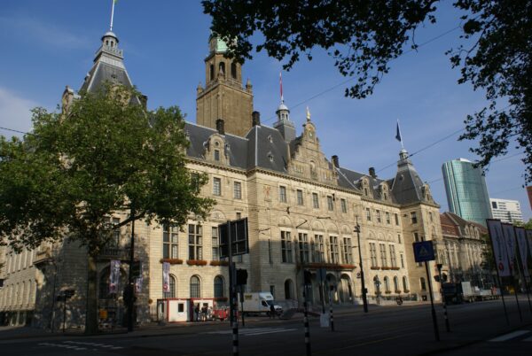 Rotterdams stadhuis aan de Coolsingel.