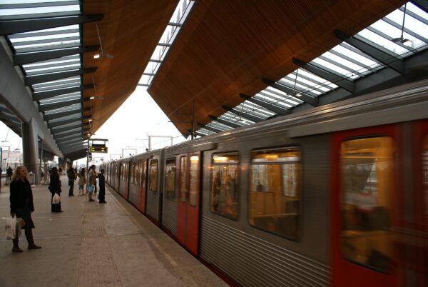Metro naar Gein, Bijlmerstation, Amsterdam.
