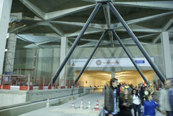 Stationshal Noord-Zuidlijn, 