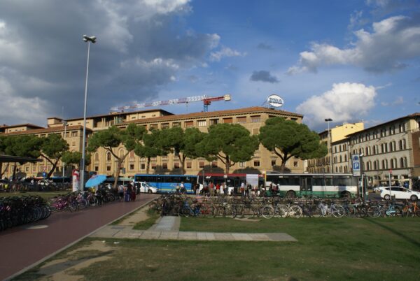 Stationsplein in Florence, Itali&euml;.