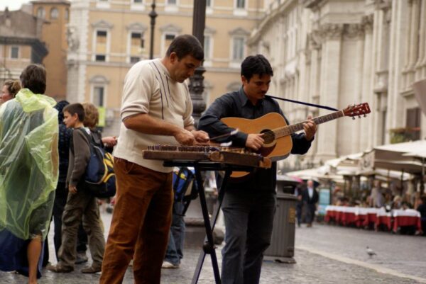 Straatmuzikanten op Piazza Navona.