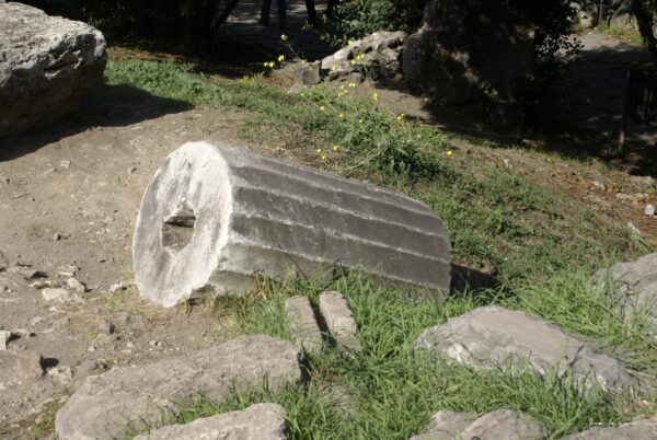 Fragment composietzuil, Forum Romanum.