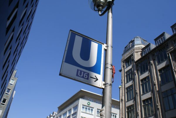 U-Bahn station met perron.