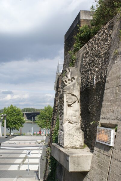Veerpoorttrappen, Waal en Valkhof in Nijmegen.