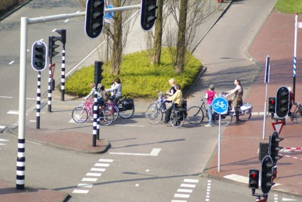 Verkeersplein Keizer Karelweg