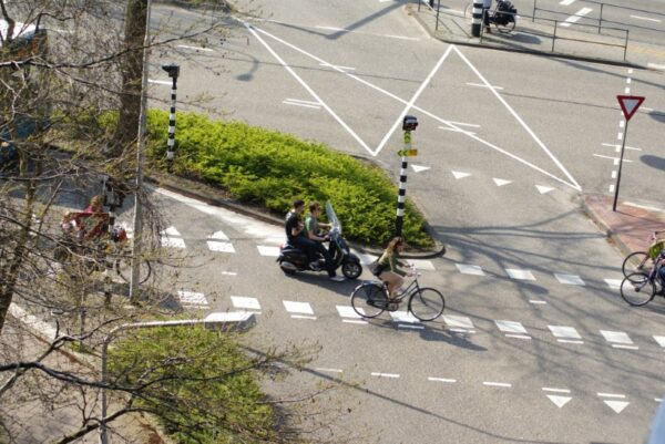 Verkeersplein Keizer Karelweg