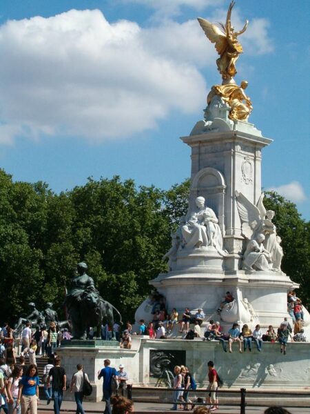 Victoria Memorial voor Buckingham Palace.