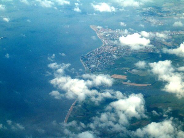 Vliegtuig boven Engeland.