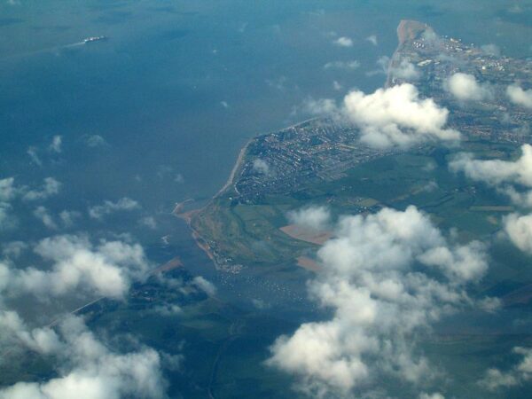 Vliegtuig boven Engeland.