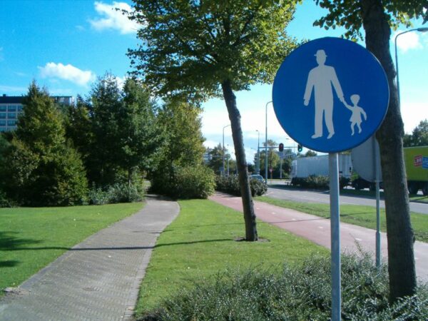 Voetpad in Schiphol Rijk.