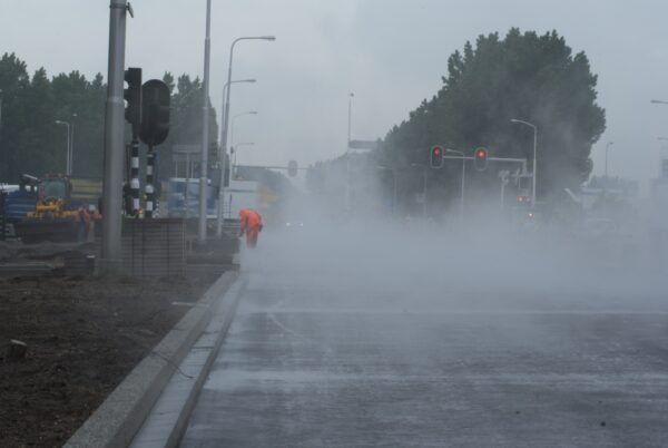 Wegwerkzaamheden Amstelveen, regen verandert in mist.