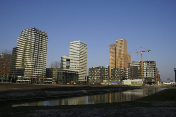 Zuidas Amsterdam vanaf Boelelaan, VU.